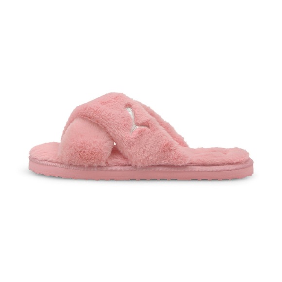 Puma Shoes - Puma Slipper Furry Slides NWT Size 8US